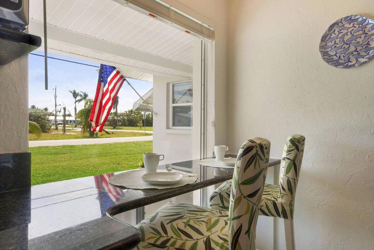 Villa Holiday Sunrise II Cape Coral Exterior photo