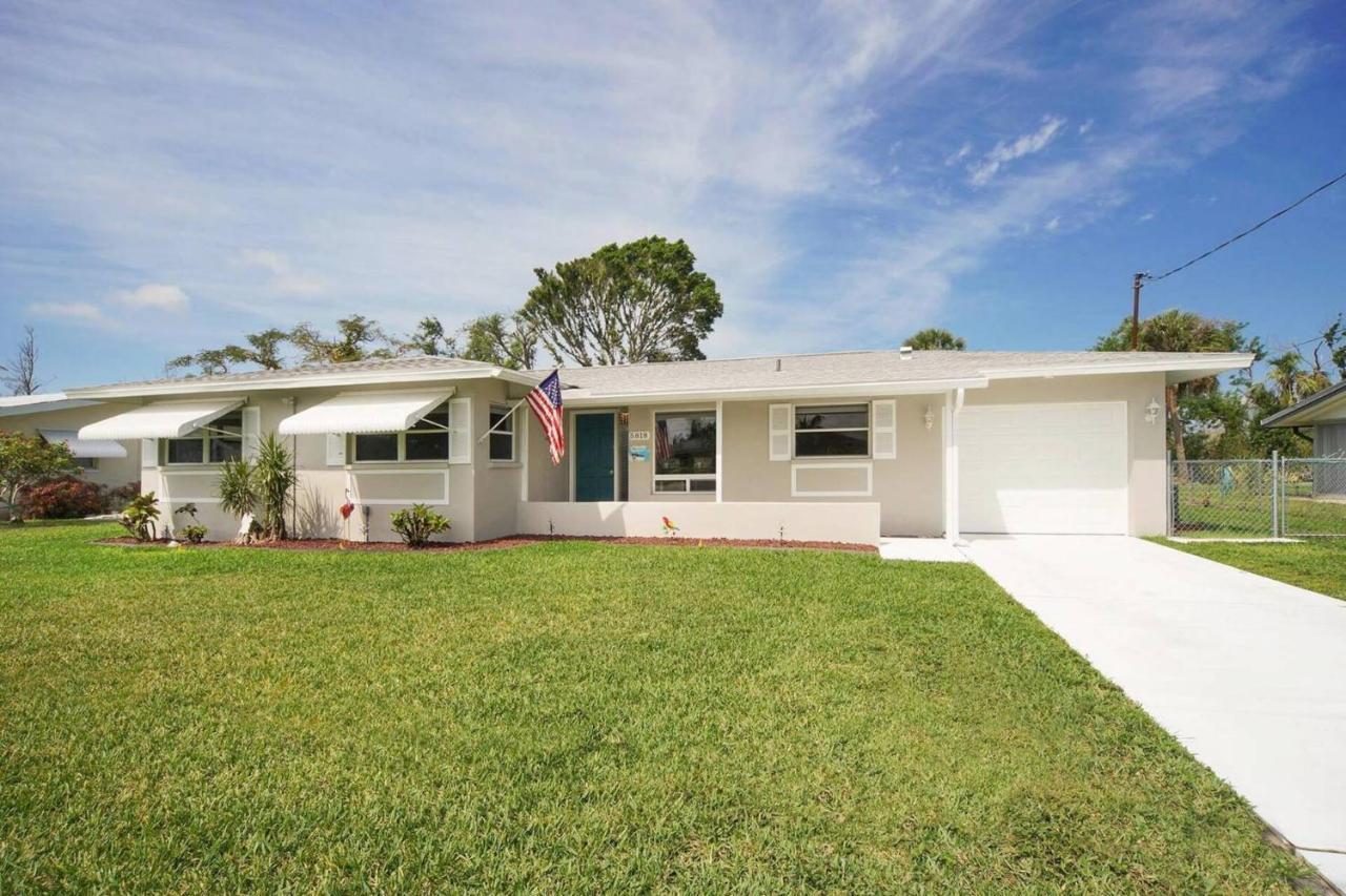 Villa Holiday Sunrise II Cape Coral Exterior photo